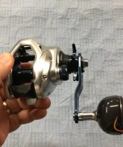 Shimano Tranx 300 And 400 Low Profile Baitcasting Reels 12 Shimano Tranx 300 And 400 Low Profile Baitcasting Reels -Quantum Sales image 341