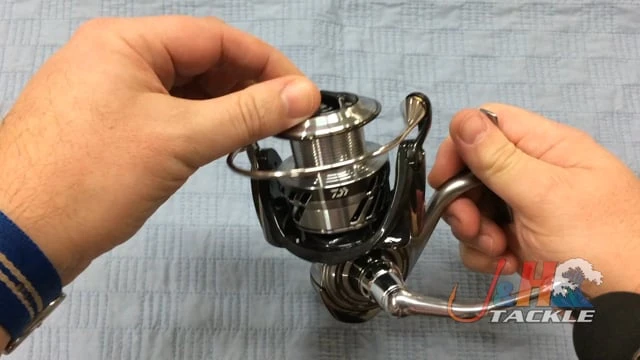 Daiwa Saltiga Bay Jigging Spinning Reels 4 Daiwa Saltiga Bay Jigging Spinning Reels - Image 2